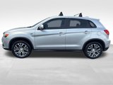 Used 2018 Mitsubishi Outlander Sport SE image 2