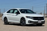 Used 2024 Volkswagen Jetta Sport image 2