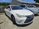 Used 2015 Toyota Camry LE image 3