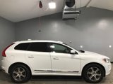Used 2015 Volvo XC60 T6 Platinum image 2