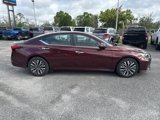 Used 2023 Nissan Altima 2.5 SV image 3