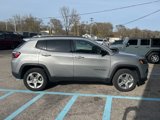 Used 2023 Jeep Compass Latitude image 5