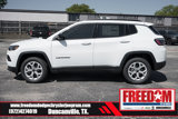 New 2025 Jeep Compass Latitude image 2