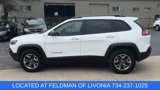 Used 2019 Jeep Cherokee Trailhawk w/ Cold Weather Group image 5