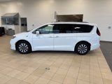 Used 2021 Chrysler Pacifica Touring-L image 2
