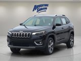 Used 2019 Jeep Cherokee Limited w/ Luxury Group image 2