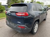 Used 2018 Jeep Cherokee Latitude w/ Cold Weather Group image 5
