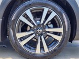 Used 2018 Nissan Kicks SR image 4