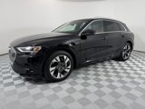 Used 2022 Audi e-tron Premium image 2