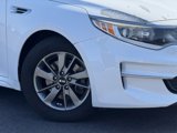 Used 2016 Kia Optima LX image 2