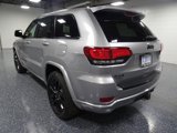 Used 2017 Jeep Grand Cherokee Altitude image 2