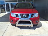 Used 2019 Nissan Frontier SV image 2
