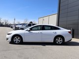 Used 2023 Chevrolet Malibu LT image 2