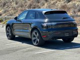 Used 2024 Porsche Macan image 3