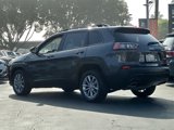 Used 2022 Jeep Cherokee Latitude Lux image 2