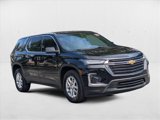 Used 2023 Chevrolet Traverse LS image 3