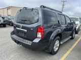 Used 2010 Nissan Pathfinder SE image 5