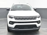 Used 2022 Jeep Compass Latitude image 2