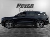 New 2025 Lincoln Nautilus Premier image 4