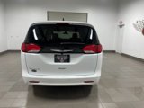 Used 2022 Chrysler Voyager LX image 5