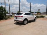 Used 2018 Lincoln MKC Premiere image 2