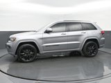 Used 2019 Jeep Grand Cherokee Altitude image 2
