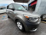 Used 2015 Kia Soul EV + image 3