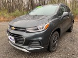 Used 2018 Chevrolet Trax LT w/ LT Convenience Package image 3