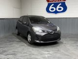 Used 2015 Toyota Yaris L image 2