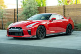 Used 2017 Nissan GT-R Premium w/ Premium Interior Package image 2