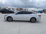 Used 2024 Nissan Altima 2.5 SV image 4