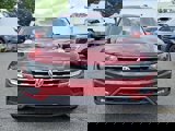 Used 2018 Volkswagen Tiguan SEL image 2