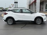 Used 2021 Nissan Kicks SR w/ SR Premium Package image 2