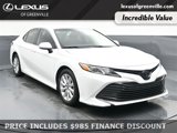 Used 2020 Toyota Camry LE image 2
