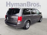 Used 2016 Dodge Grand Caravan SE image 3