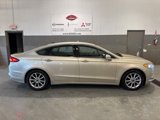 Used 2017 Ford Fusion SE w/ Fusion SE Technology Package image 2