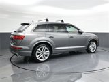 Used 2017 Audi Q7 3.0T Prestige image 4