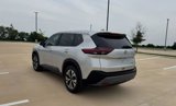 Used 2023 Nissan Rogue SV image 6