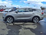 Used 2019 Kia Sorento EX w/ EX Touring Package image 2
