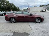 Used 2023 Nissan Altima 2.5 SV image 2