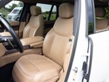 Used 2023 Land Rover Range Rover SE image 3