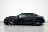 Used 2022 Toyota Camry SE image 2