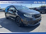 Used 2022 Chrysler Pacifica Touring-L w/ Uconnect Theater Family Group image 4