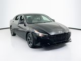 Used 2023 Hyundai Elantra SEL image 3