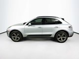 Used 2024 Porsche Macan image 2