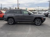 Used 2022 Jeep Grand Cherokee Overland image 2
