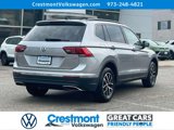 Certified 2021 Volkswagen Tiguan SE w/ Panoramic Sunroof Package image 3