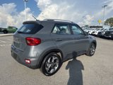 Used 2024 Hyundai Venue SEL image 3