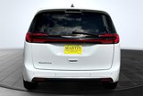 Used 2023 Chrysler Pacifica Touring-L image 4