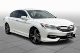 Used 2017 Honda Accord Touring image 2